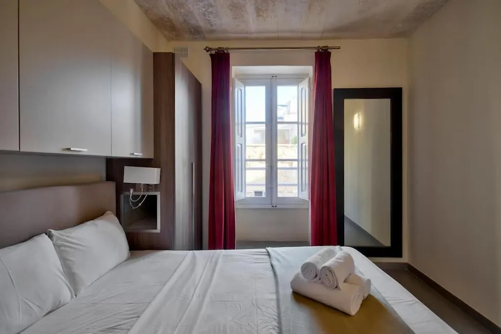 Vallettastay - Orangerie Two Bedroom Apartment 402 0*, Valletta