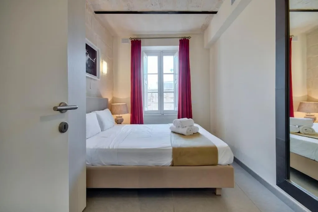 Vallettastay - Orangerie Two Bedroom Apartment 402 0*, Valletta Malta